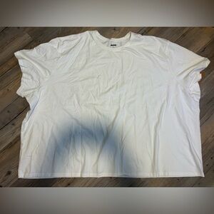 SKIMS Kim Kardashian short sleeve Tshirt 5X chalk new with tags